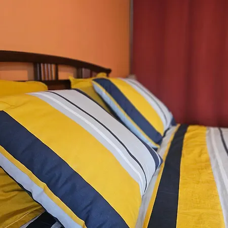 Les Fontaines Apartment *